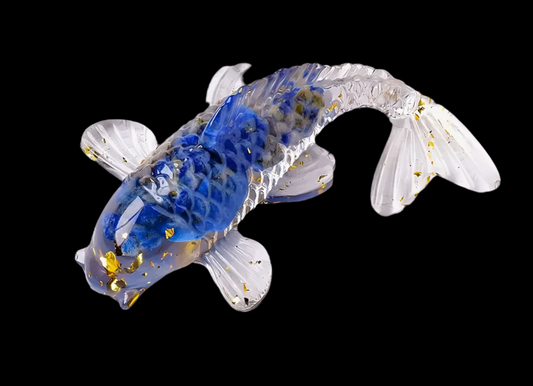 Lapis Lazuli Crystal Chip Koi Fish – Handcrafted Resin Ornament (6cm)