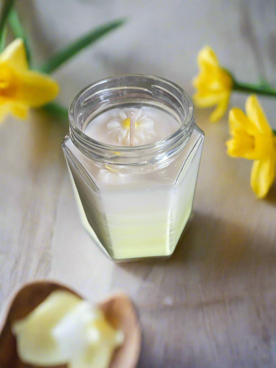 Personalised Daisy topped candle